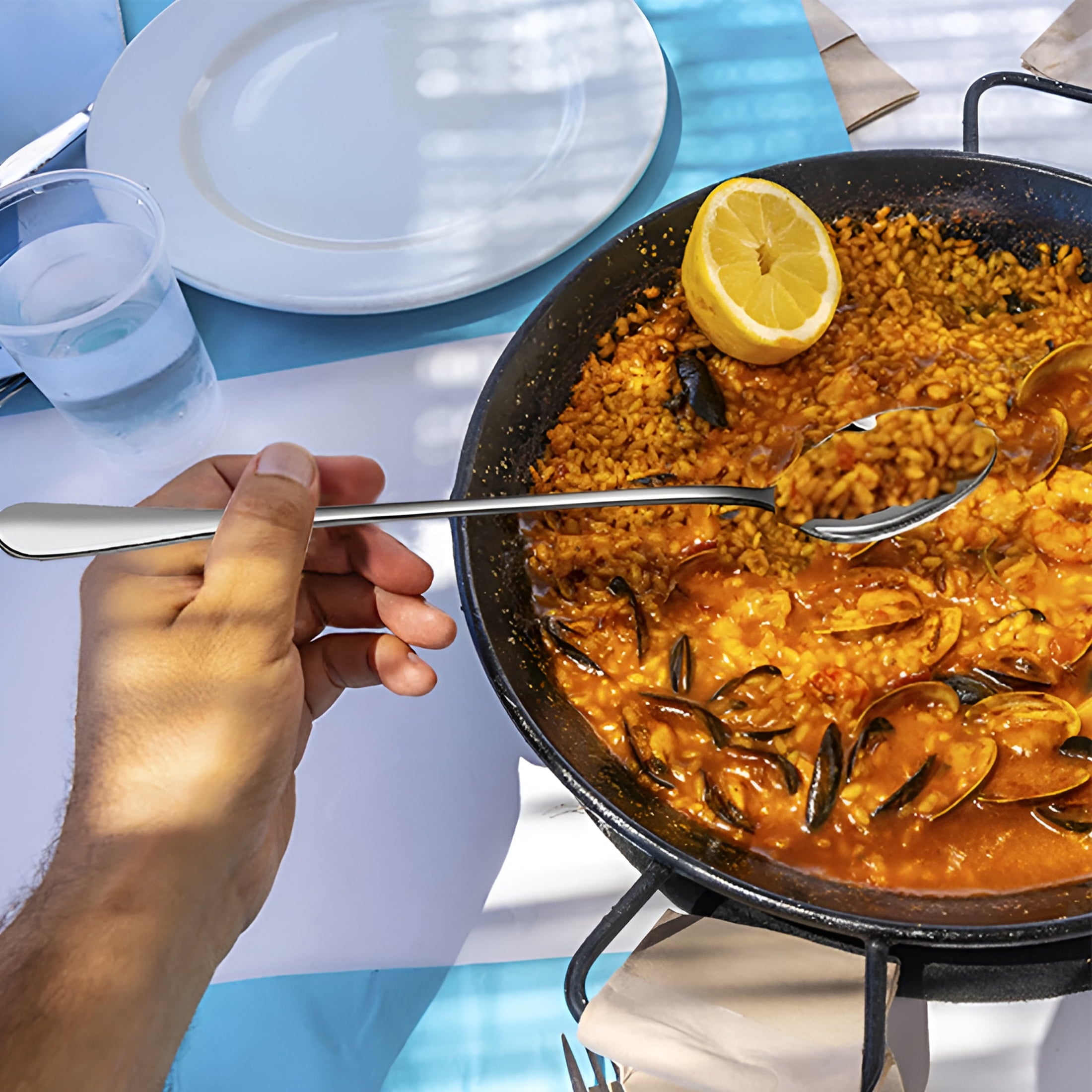 ACDANC 7.7-Inch Long Handle Ice Tea Spoons, Stainless Steel Ice Cream Spoon, Long Spoons for Stirring, Cocktail, Dessert, Coffee, Sundae, Shakes 4Pcs Tea Spoons