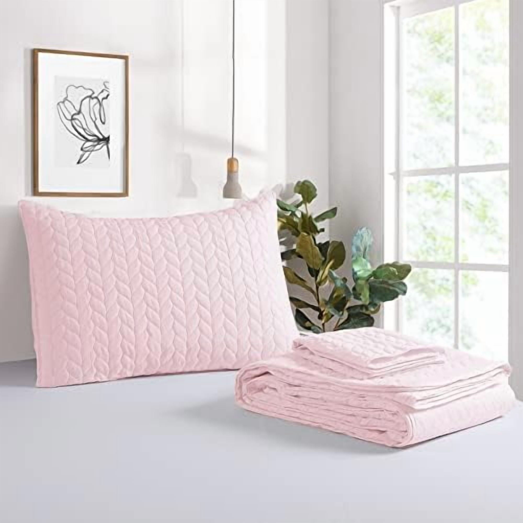 3-Piece Queen Quilt Set, Lightweight Soft Warm Full Size Leaf Embroidered Bedspread Coverlet (90x90 inches) with 2 Pillow Shams (20x26 inches) for All Season, Pink